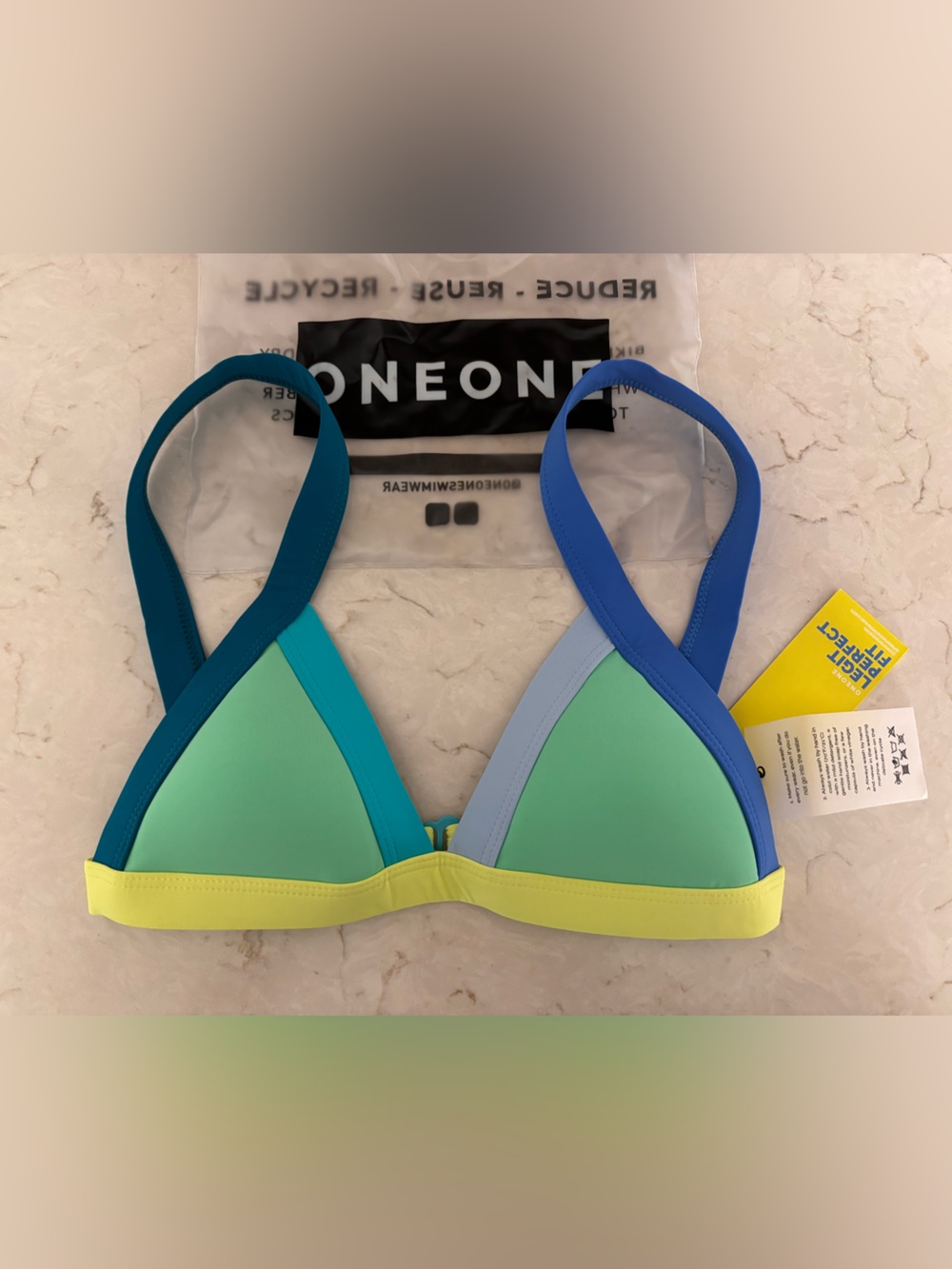 ONEONE Kameron Colorblock bikini top
